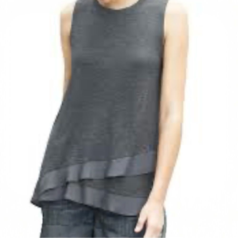 Banana Republic Grey Sleeveless Flounce-Hem Tank Top Size X-Small